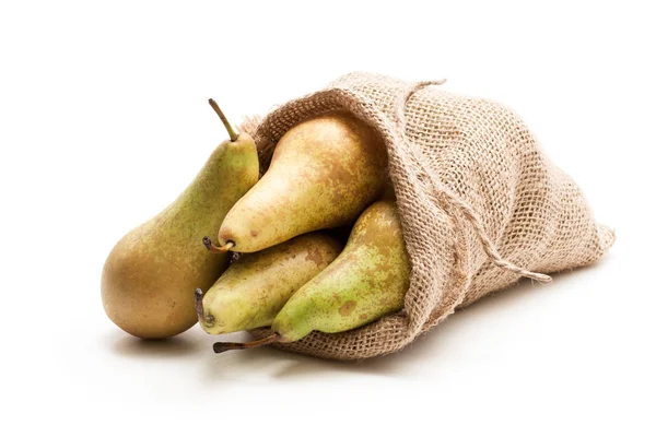 Olgun konferans armut beyaz izole sakcloth çanta 