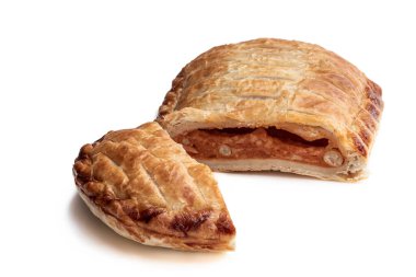 Puf peyniri ve fırında fasulye turtası. 