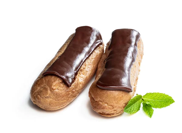 Chocolate Eclairs Isolado Fundo Branco — Fotografia de Stock