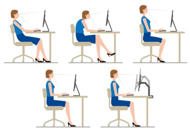 Kadın oturur ve bilgisayarın başında çalışır. duruş.