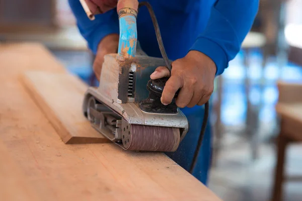 Hand Worker Grinds Wood Sander Machine — Stock Photo, Image