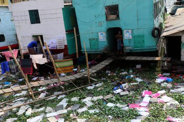 Plastik çöp dakka, Bangladeş, 30 Kasım, kirli Buriganga nehre 2018.Bangladesh bildirildi 10 en iyi 20 plastik kirleten dışında dünyanın en kirli nehirler olarak bilinen Buriganga Nehri ile yer almaya devam etmektedir.
