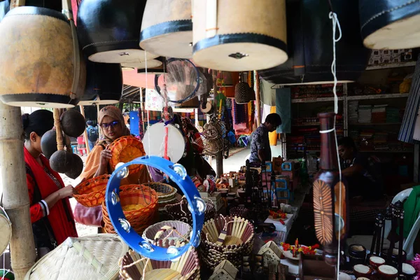 Commerçant Bangladais Exposé Ses Produits Artisanaux Vendre Dans Les Foires — Photo
