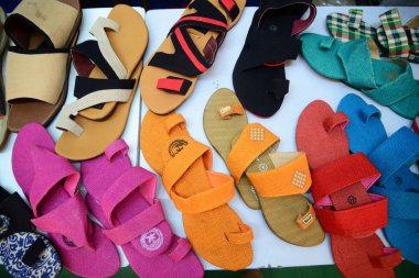 Çesitleri el sanatları jüt ürünleri Dhaka, Bangladeş Bangabandhu Uluslararası Konferans Merkezi 'nde Ulusal Jüt günü kutluyor Jüt ürün Fuarı 'nda gösterilen