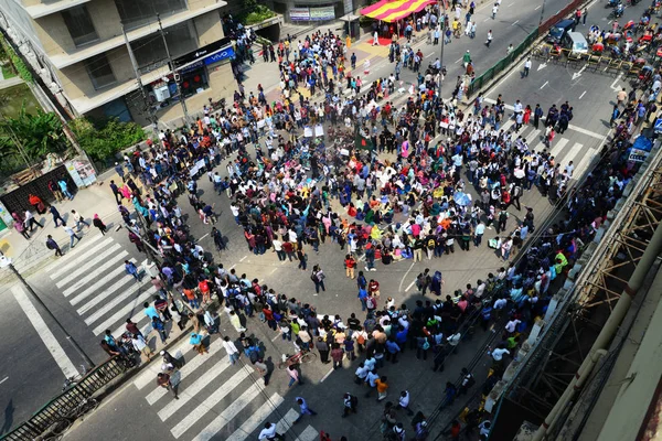 Bangladeshiska Studenter Fortsätta Blockera Väg Student Protest Efter Döden Bangladesh — Stockfoto