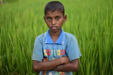Yousuf, A Rohingya çocukları 7 Eylül 2017 'de Cox' s Bazar, Bangladeş 'teki Unchiprang derme çatma kampında poz verdi. Birleşmiş Milletler Mülteciler Yüksek Komiserine (UNHCR) göre 525.000 'den fazla Rohingyalı mülteci Myanmar' dan kaçtı.
