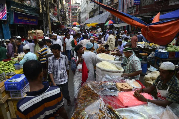 Leverancier Wacht Met Voedsel Klanten Traditionele Ifter Markt Bij Chalk — Stockfoto