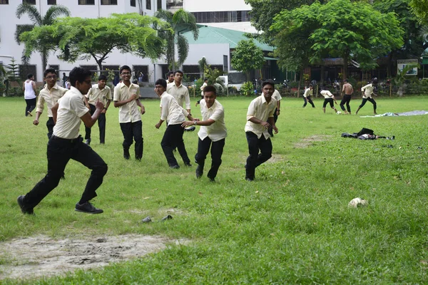 Bangladeshi Collage Students Playing Football Collage Ground Class Break Time — Stock Photo, Image