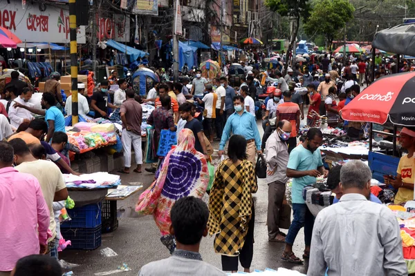 People Gathered Street Market Buy Needs Coronavirus Outbreak Dhaka Bangladesh — Stock Photo, Image