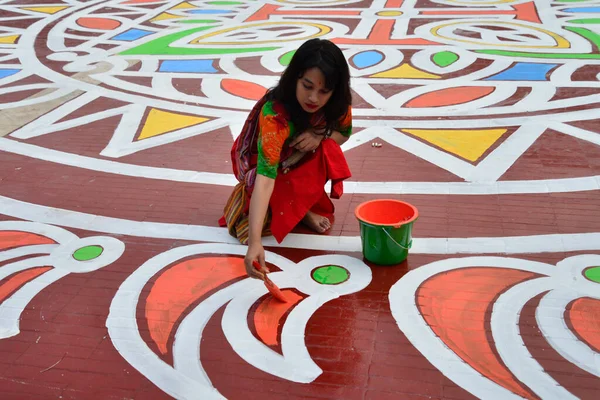 Bangladeshi Fine Arts Students Teachers Farby Ścianie Przed Central Shahid — Zdjęcie stockowe