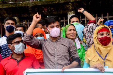 Jointex Knitwear Limited 'in giysi işçileri, 23 Temmuz 2020' de Bangladeş 'in Dhaka kentindeki Ulusal Basın Kulübü önünde yasadışı işten çıkarmalara karşı bir gösteri düzenledi.