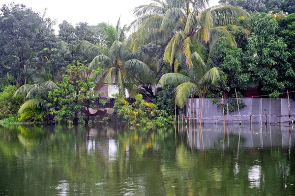 Vom Hochwasser Umgebene Häuser Tiefland Der Stadt Dhaka Bangladesch August — Stockfoto