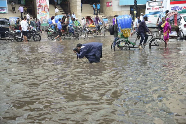 Ciudadanos Vehículos Rickshaws Intentan Conducir Con Los Pasajeros Través Las — Foto de Stock