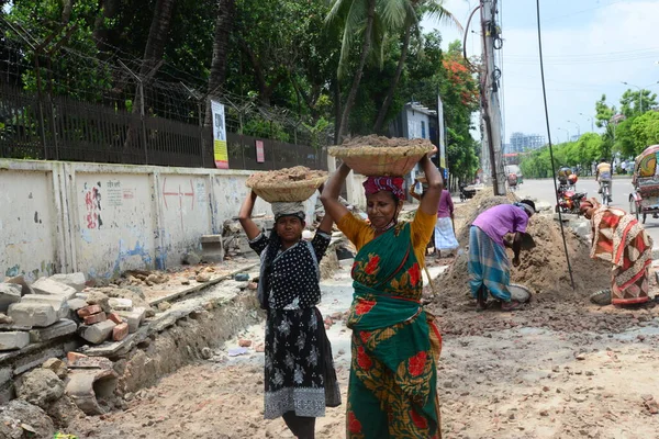 Bangladesh Daily Labor Trabalha Sem Máscara Facial Canteiro Obras Daca — Fotografia de Stock