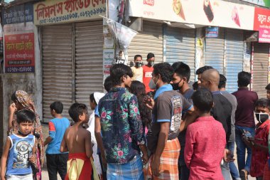 Bangladeş 'in Dhaka kentindeki COVID-19 koronavirüsüne karşı 10 Nisan 2020 