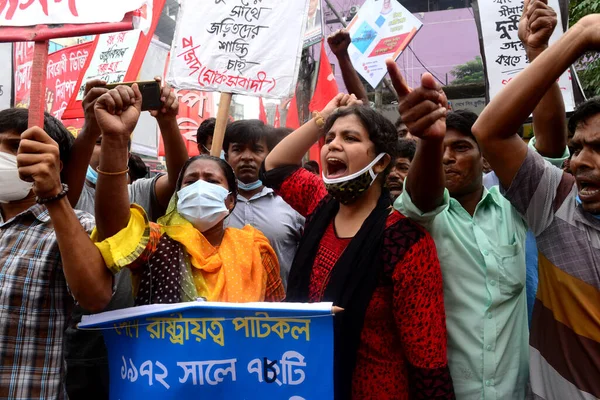 민주당 얼라이언스가 방글라데시 다카에서 2020 정부제 방소를 재개간 요구하는 Jute — 스톡 사진