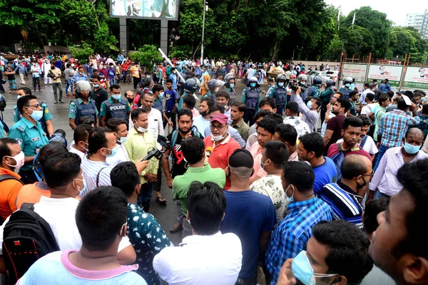 Trabalhadores Migrantes Bangladesh Que Trabalham Arábia Saudita Realizam Uma Manifestação — Fotografia de Stock