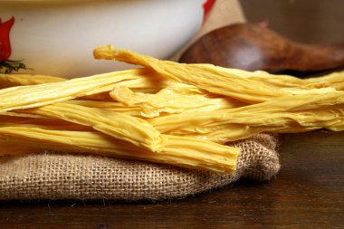 Kurutulmuş fasulye lor sopa - ünlü Çin mutfağı malzemeler