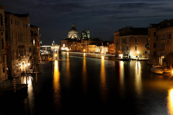 Nuit Venezia en Italie — Photo