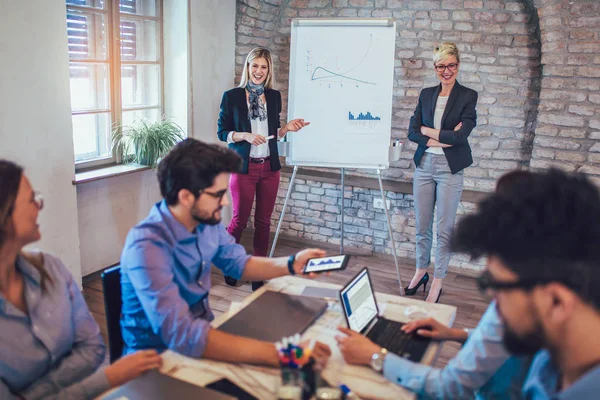 Zakelijke Collega Vergaderzaal Tijdens Presentatie — Stockfoto