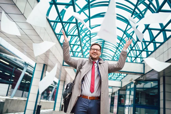 Business Man Celebrating Throwing Papers Air — Stock Photo, Image