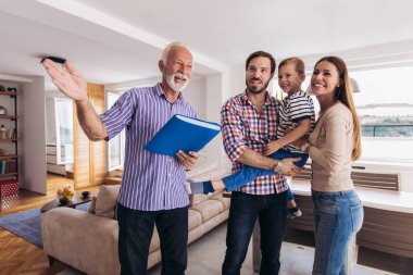 Aile Satılık Ev ziyaret emlakçı ile