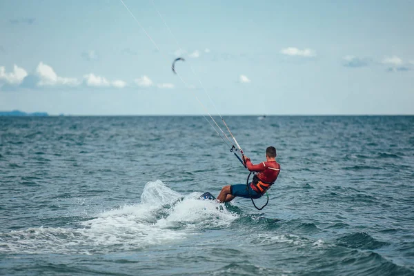 Kitesurfing Kiteboarding Action Photos Man Waves Quickly Goes — Stock Photo, Image