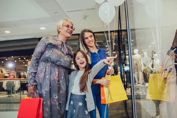 Mother Adult Daughter Granddaughter Shopping Mall Together — Stock Photo, Image