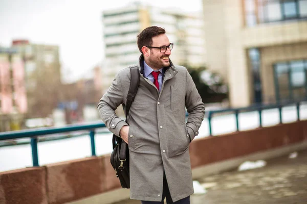 Young Businessman Standing Front Huge Modern Business Building Smiling — Stock Photo, Image