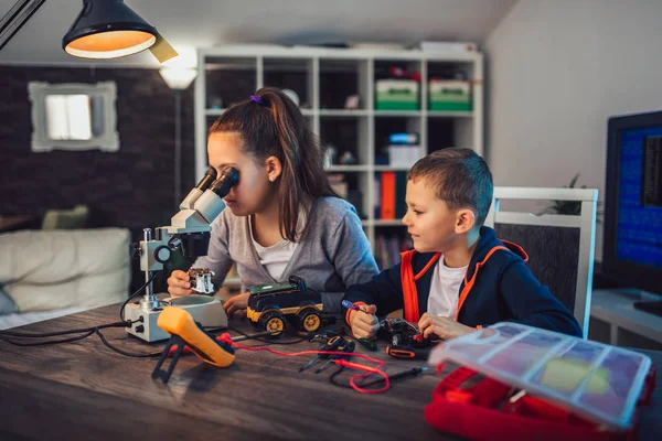 Happy Smiling Boy Girl Constructs Technical Toy Make Robot Technical — Stock Photo, Image
