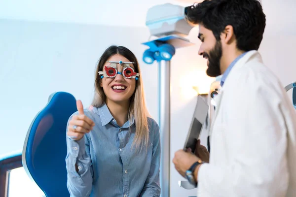 Ellenőrzése Betegek Látás Látás Korrekciós Optometrista — Stock Fotó