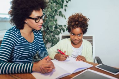 Anne ve kızı hesaplamak öğrenme ödev