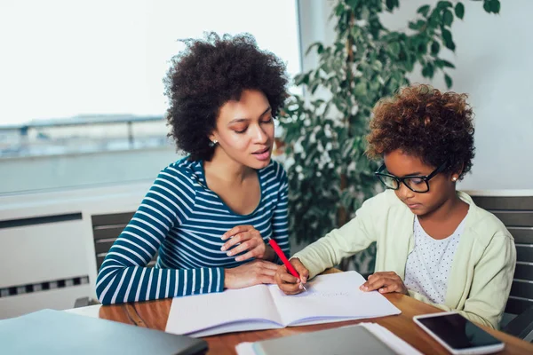 Anne ve kızı hesaplamak öğrenme ödev