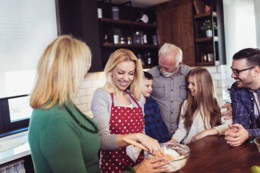 Evde Çoklu Nesil Aile Yemekleri