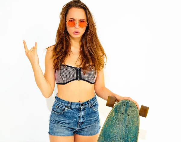 Joven Modelo Chica Sonriente Con Estilo Ropa Baño Casual Verano —  Fotos de Stock