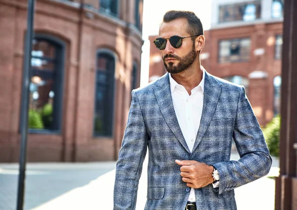 Retrato Modelo Bonito Sexy Homem Negócios Forma Vestido Terno Checkered — Fotografia de Stock