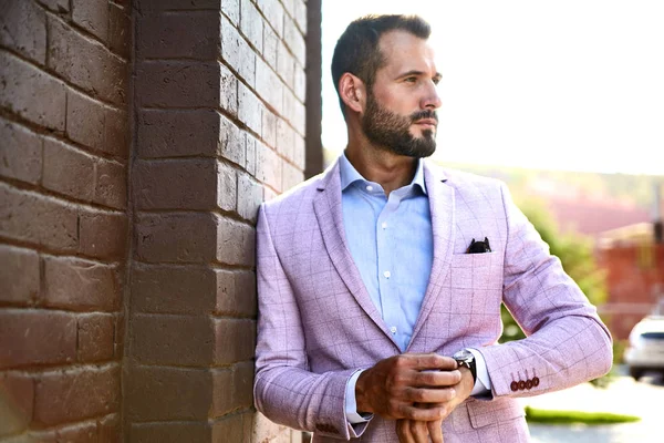 Retrato Modelo Bonito Sexy Homem Negócios Forma Vestido Terno Elegante — Fotografia de Stock