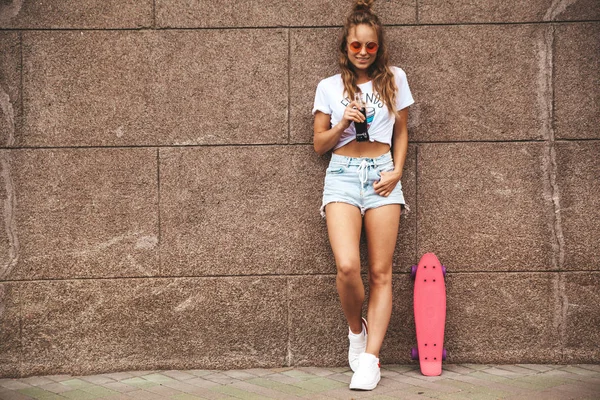 Schöne Niedliche Blonde Teenager Modell Ohne Make Sommer Hipster Weiße — Stockfoto