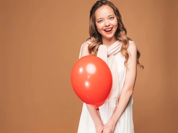 Chica Joven Emocionada Posando Vestido Blanco Verano Moda Modelo Mujer — Foto de Stock