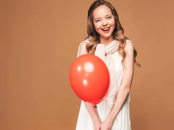 Chica Joven Emocionada Posando Vestido Blanco Verano Moda Modelo Mujer — Foto de Stock