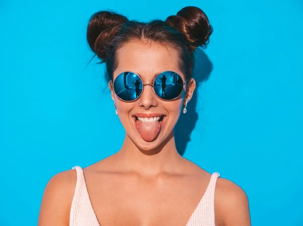 Primer Plano Retrato Joven Hermosa Mujer Hipster Sonriente Sexy Gafas —  Fotos de Stock