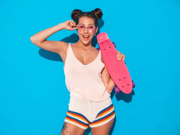 Joven Hermosa Mujer Hipster Sonriente Sexy Gafas Sol Chica Moda — Foto de Stock