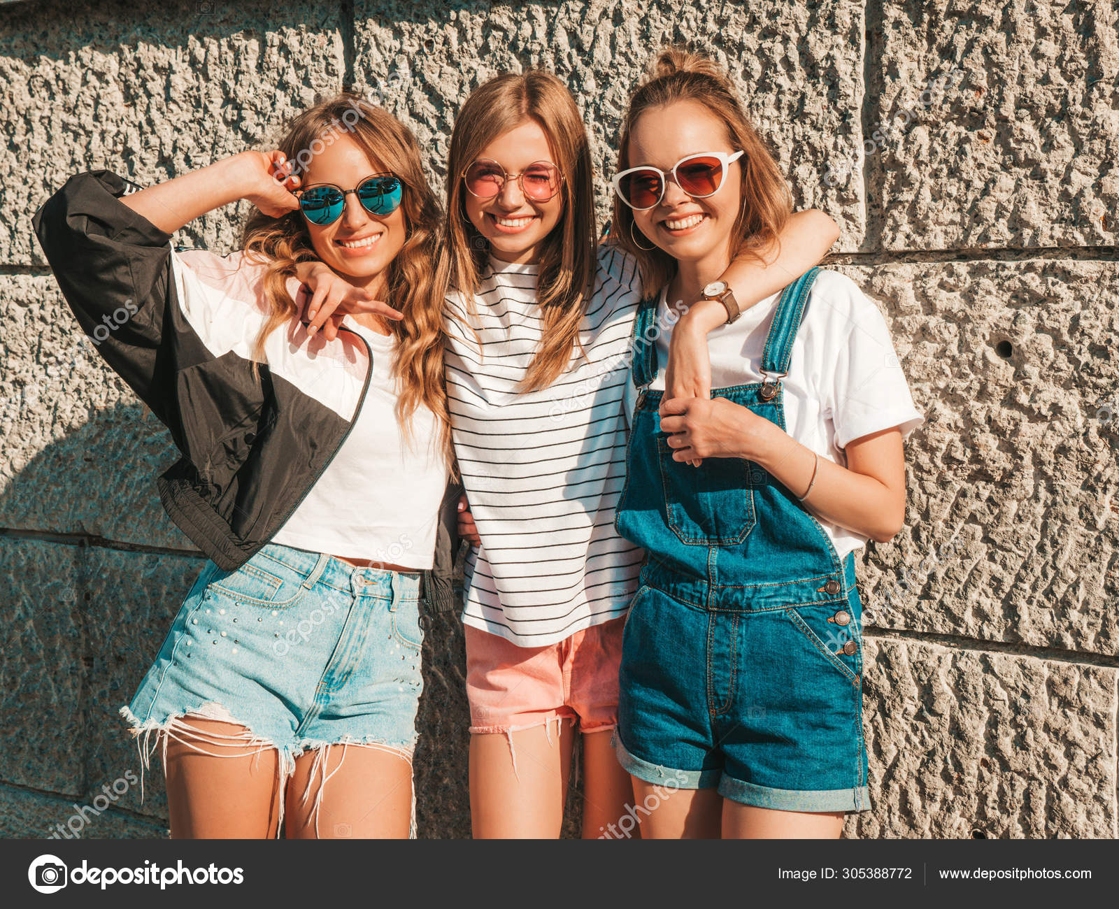 Portrait Three Young Beautiful Smiling Hipster Girls Trendy Summer ...