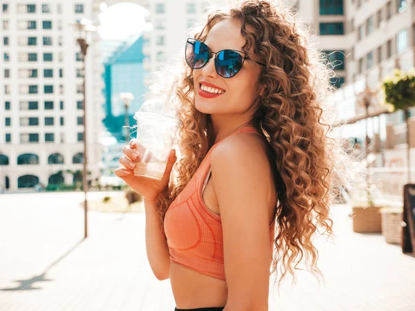 Young Beautiful Smiling Hipster Woman Afro Curls Hairstyle Girl Summer — Stock Photo, Image
