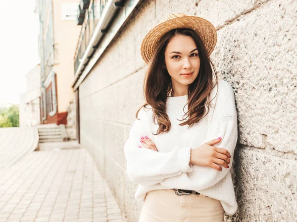 Portrait Beau Modèle Mignon Femme Vêtue Pull Blanc Hipster Chaud — Photo