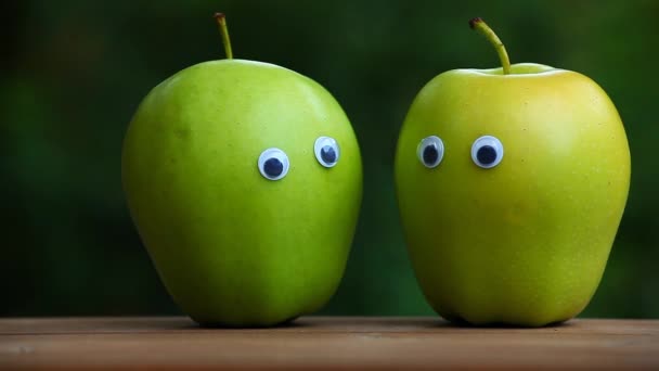 苹果眼长凳花园 — 图库视频影像