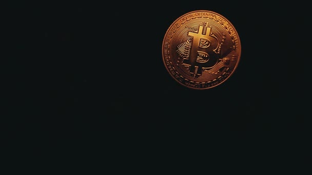 Bitcoin Münze Asphalt Hintergrund — Stockvideo