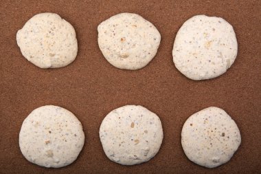 Fındıklı kurabiye stüdyo ahşap arka plan 