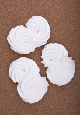 beze tatlısı stüdyo kalitesi 