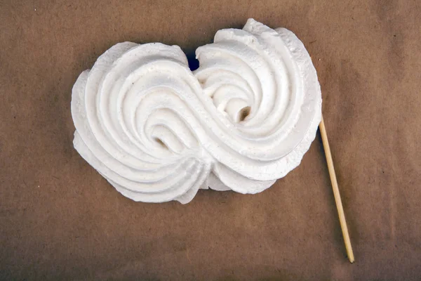 Meringue Dessert Mask Paper Background — Stock Photo, Image
